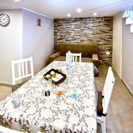 La Casa Di Helena Apartman Nápoly Kültér fotó