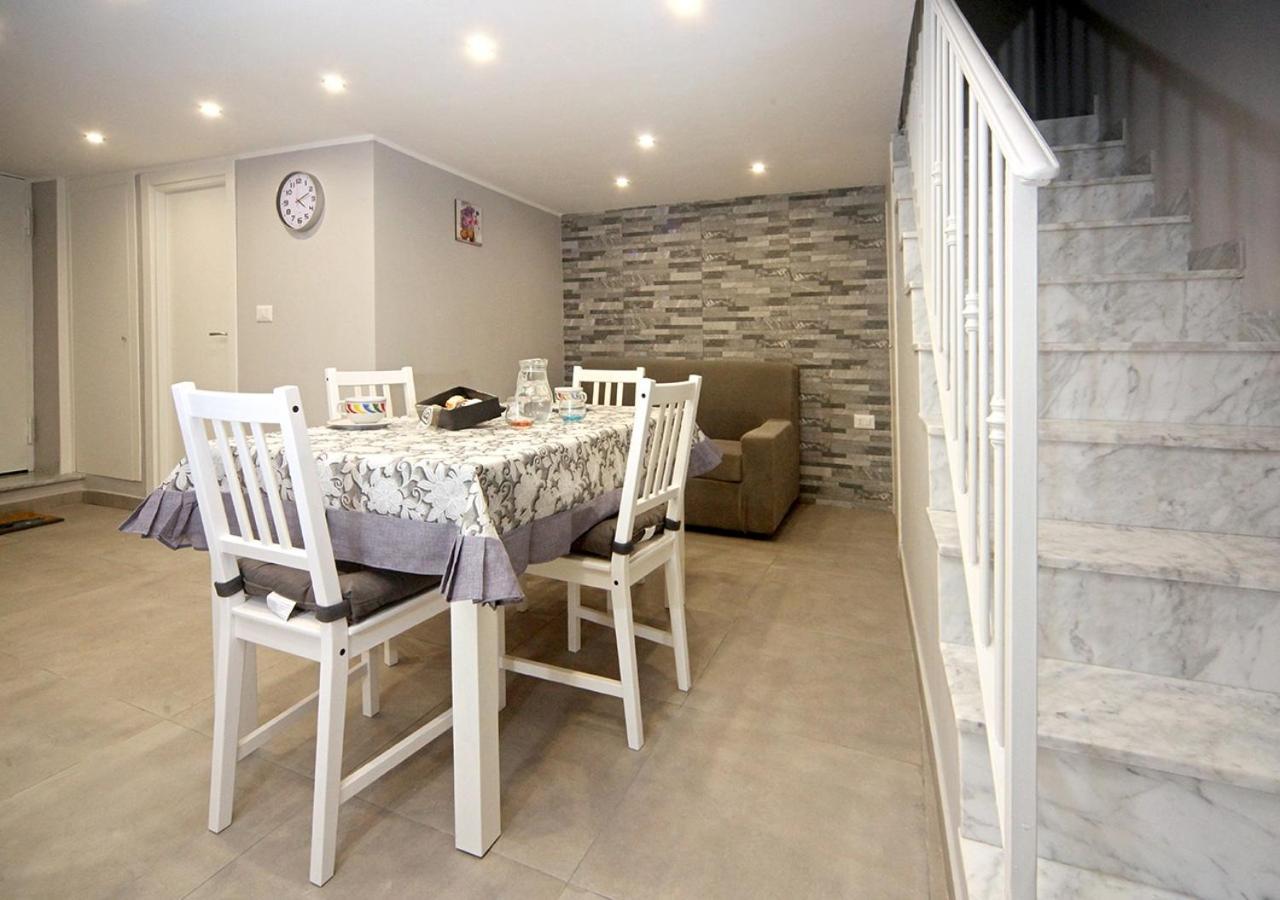 La Casa Di Helena Apartman Nápoly Kültér fotó