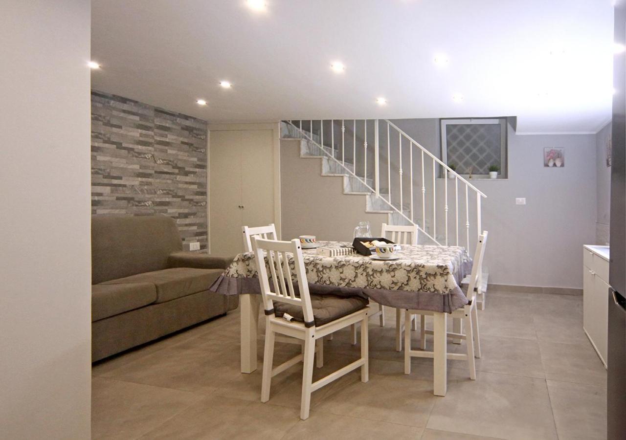 La Casa Di Helena Apartman Nápoly Kültér fotó